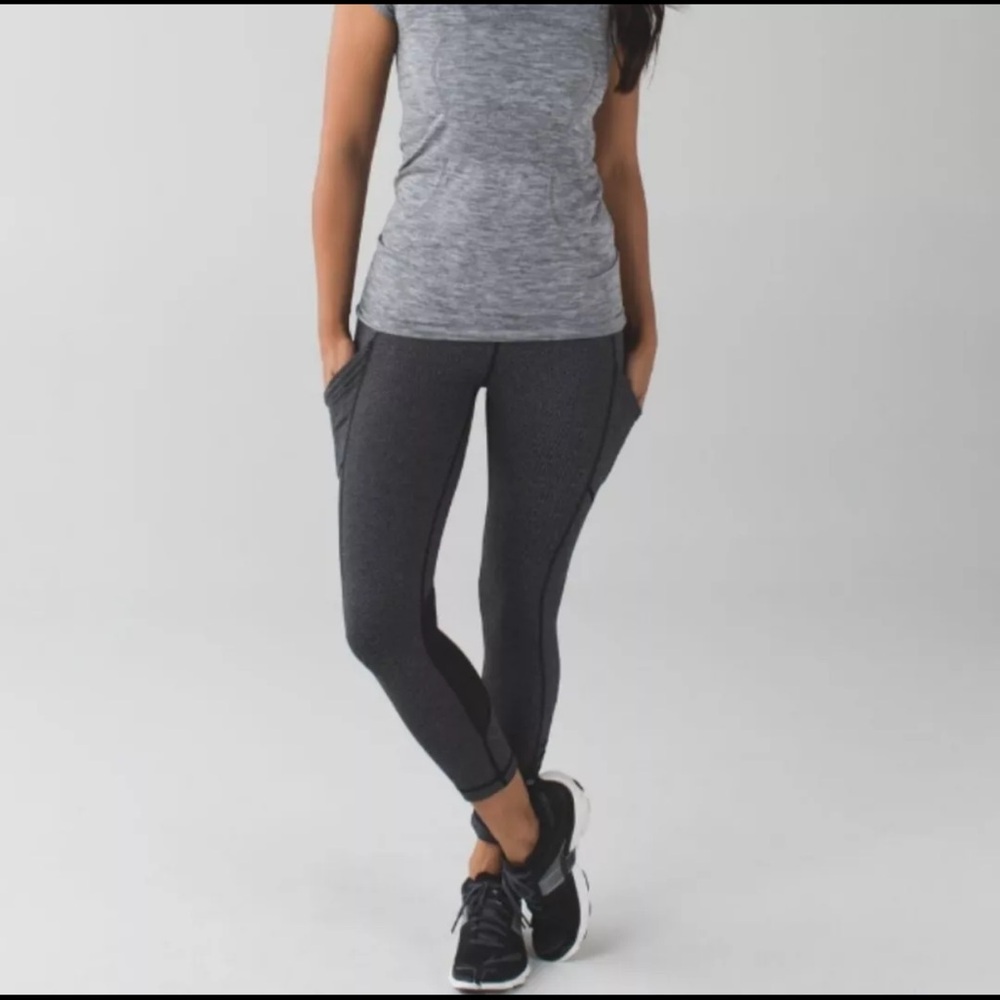 Lululemon Gray Herringbone Speed Crop Leggings
